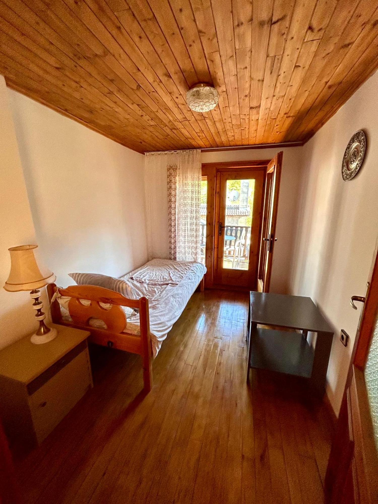 Luylyana Guesthouse Ribaritsa Exteriör bild