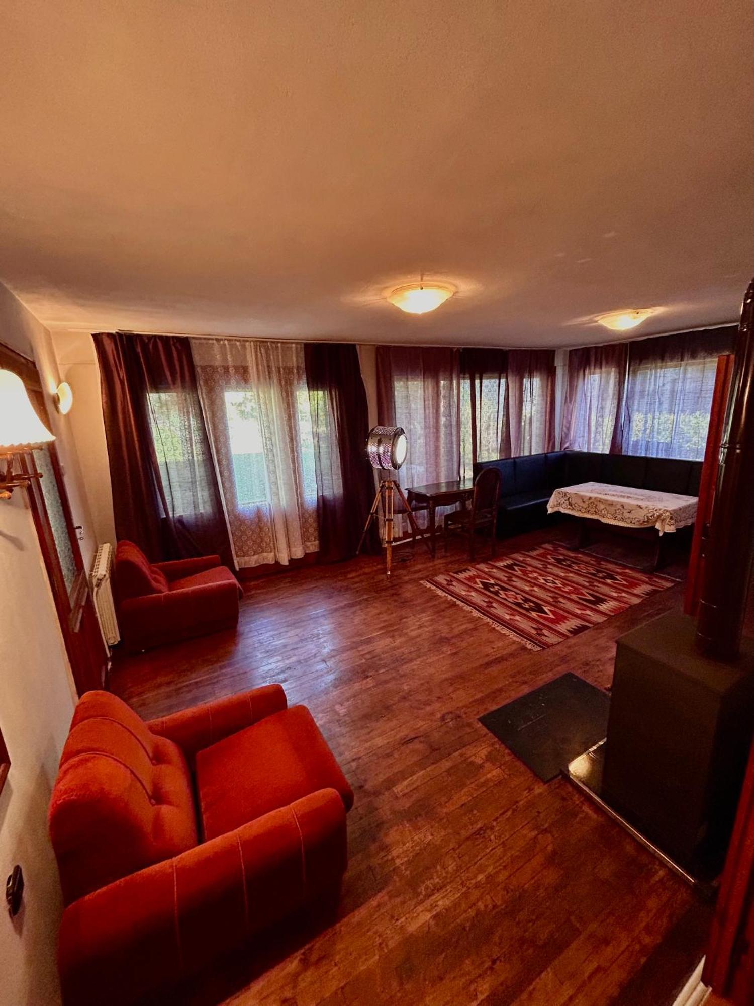 Luylyana Guesthouse Ribaritsa Exteriör bild